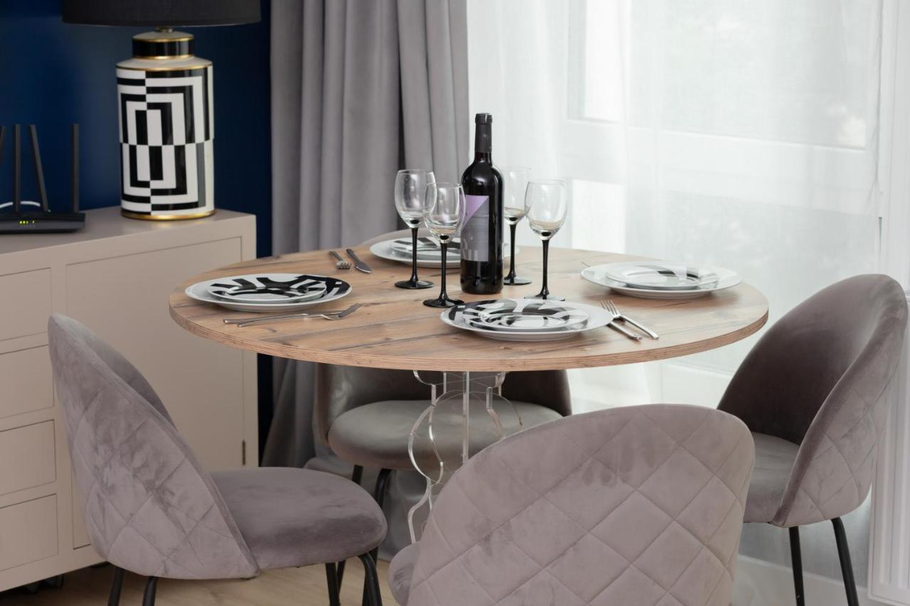Stylish Atol Apartment With Free Parking In The Heart Of Gdansk By Noclegi Renters エクステリア 写真